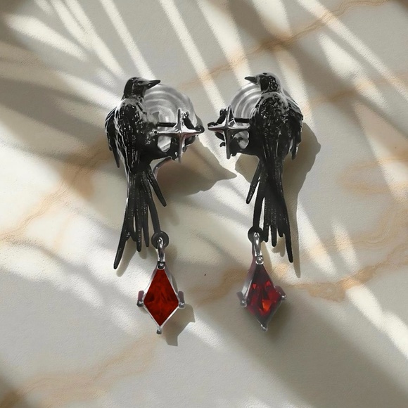 “Raven” Edgar Poe Perched Crow Bird Star Blood Droplet Macabre Gothic Grim Studs - Picture 13 of 16